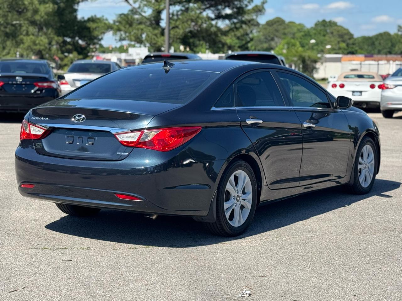 Hyundai Sonata Limited Auto 2011