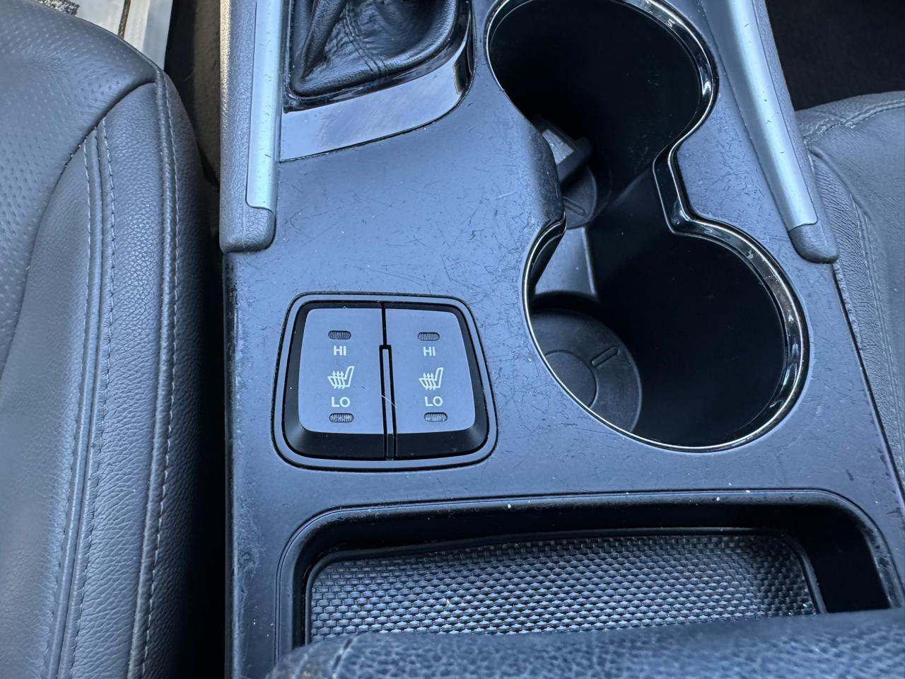 Hyundai Sonata Limited Auto 2011