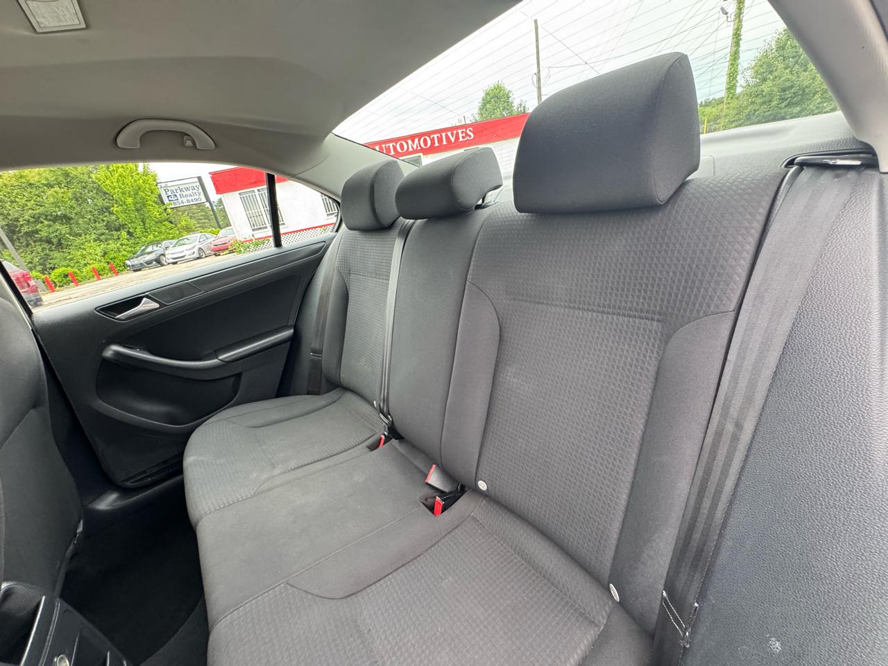 Volkswagen Jetta S 6A 2015