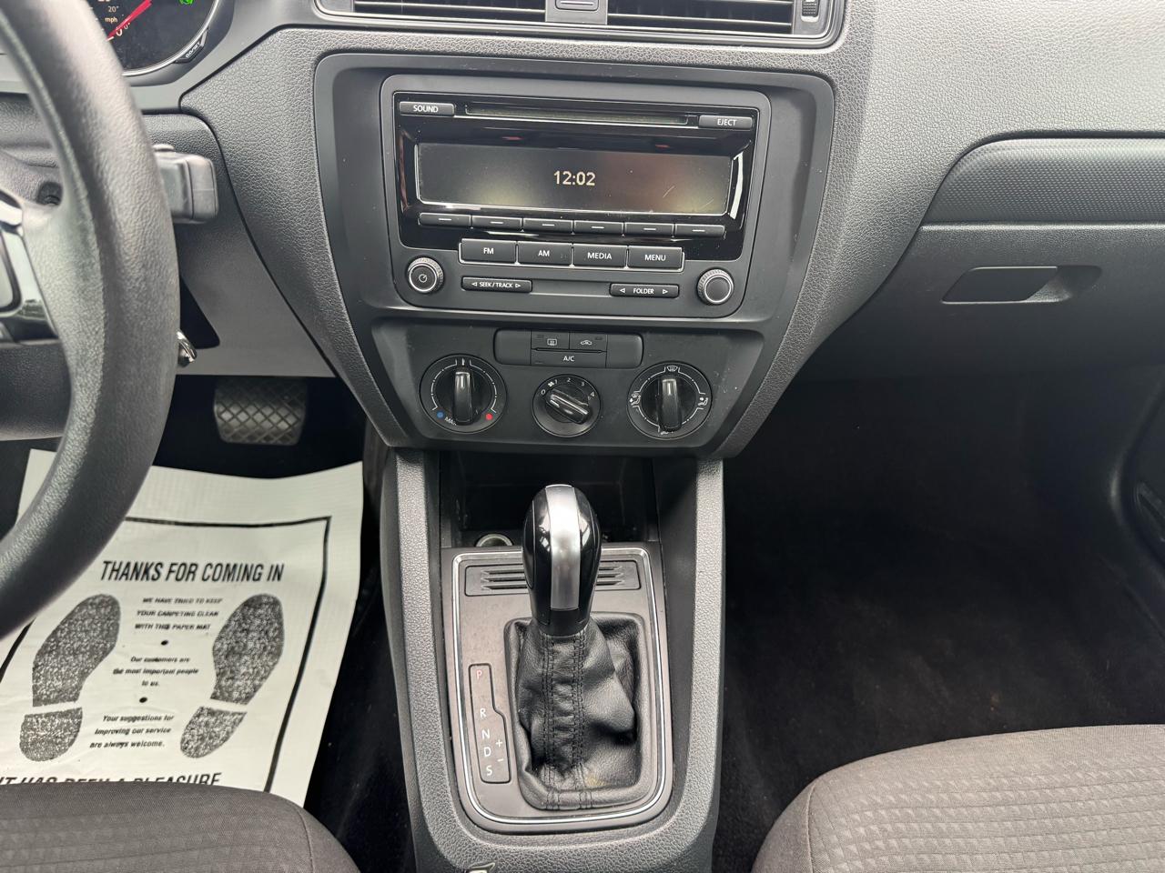 Volkswagen Jetta S 6A 2015