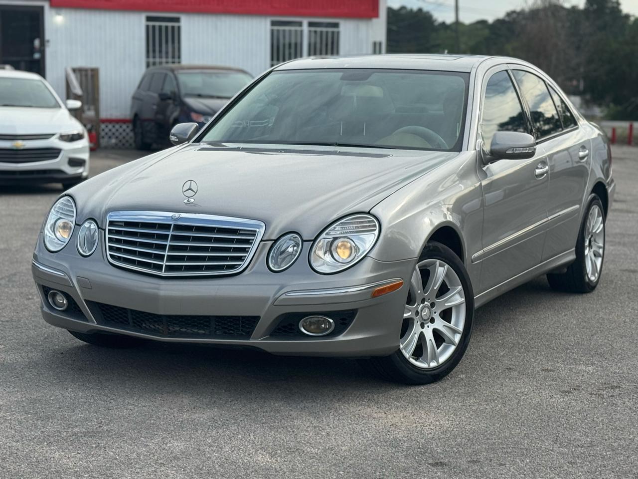 Mercedes-Benz E-Class E350 4MATIC Sedan 2009