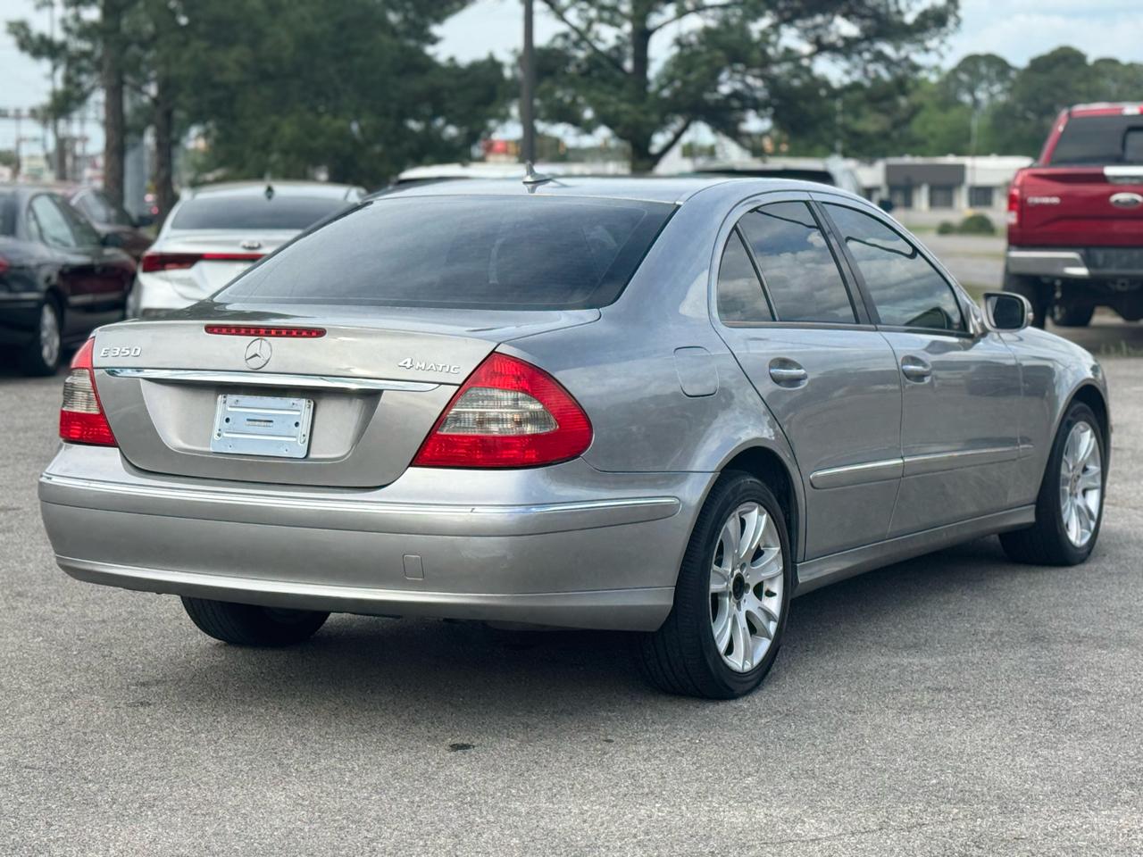 Mercedes-Benz E-Class E350 4MATIC Sedan 2009