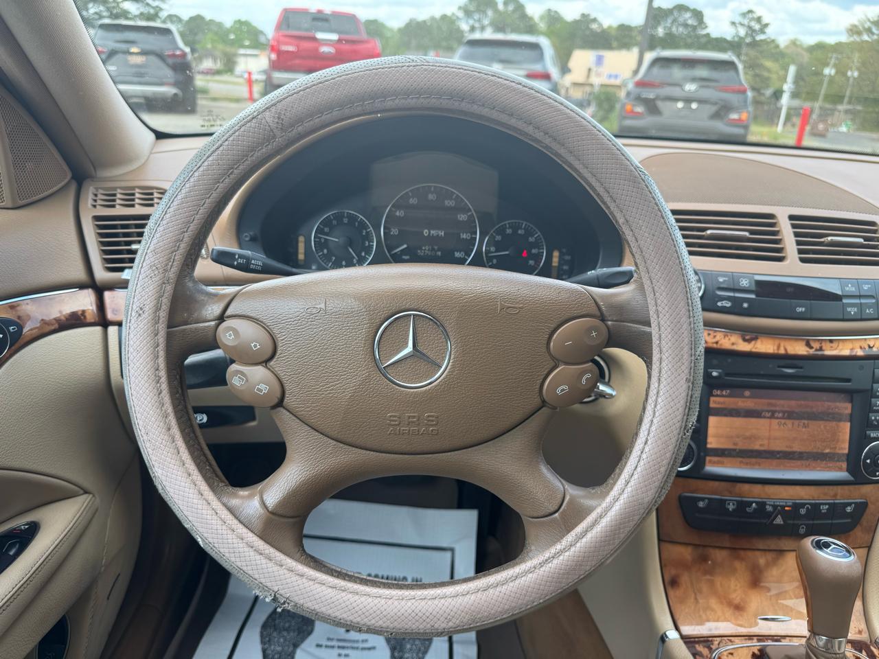 Mercedes-Benz E-Class E350 4MATIC Sedan 2009