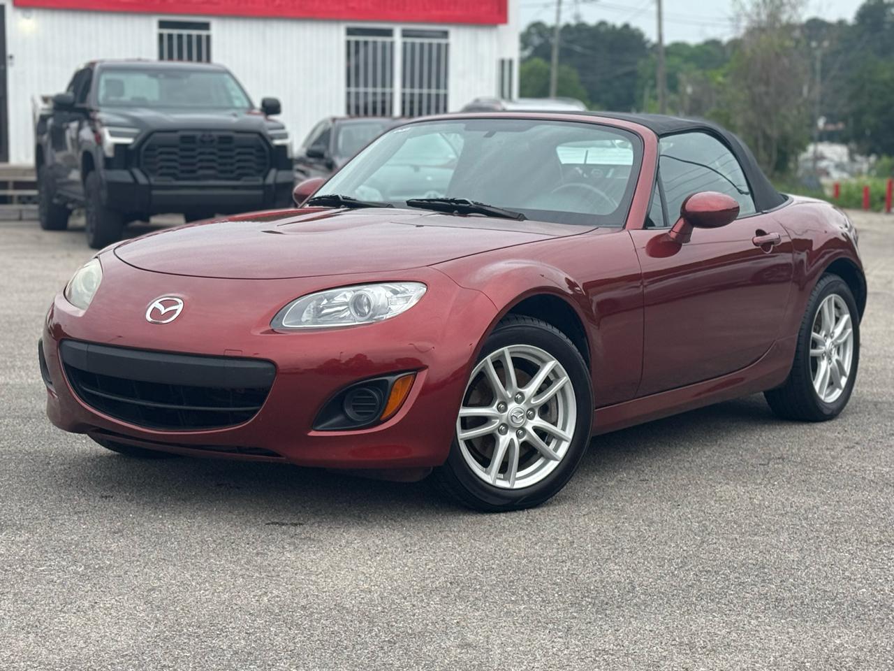 Mazda MX-5 Miata Sport 2012