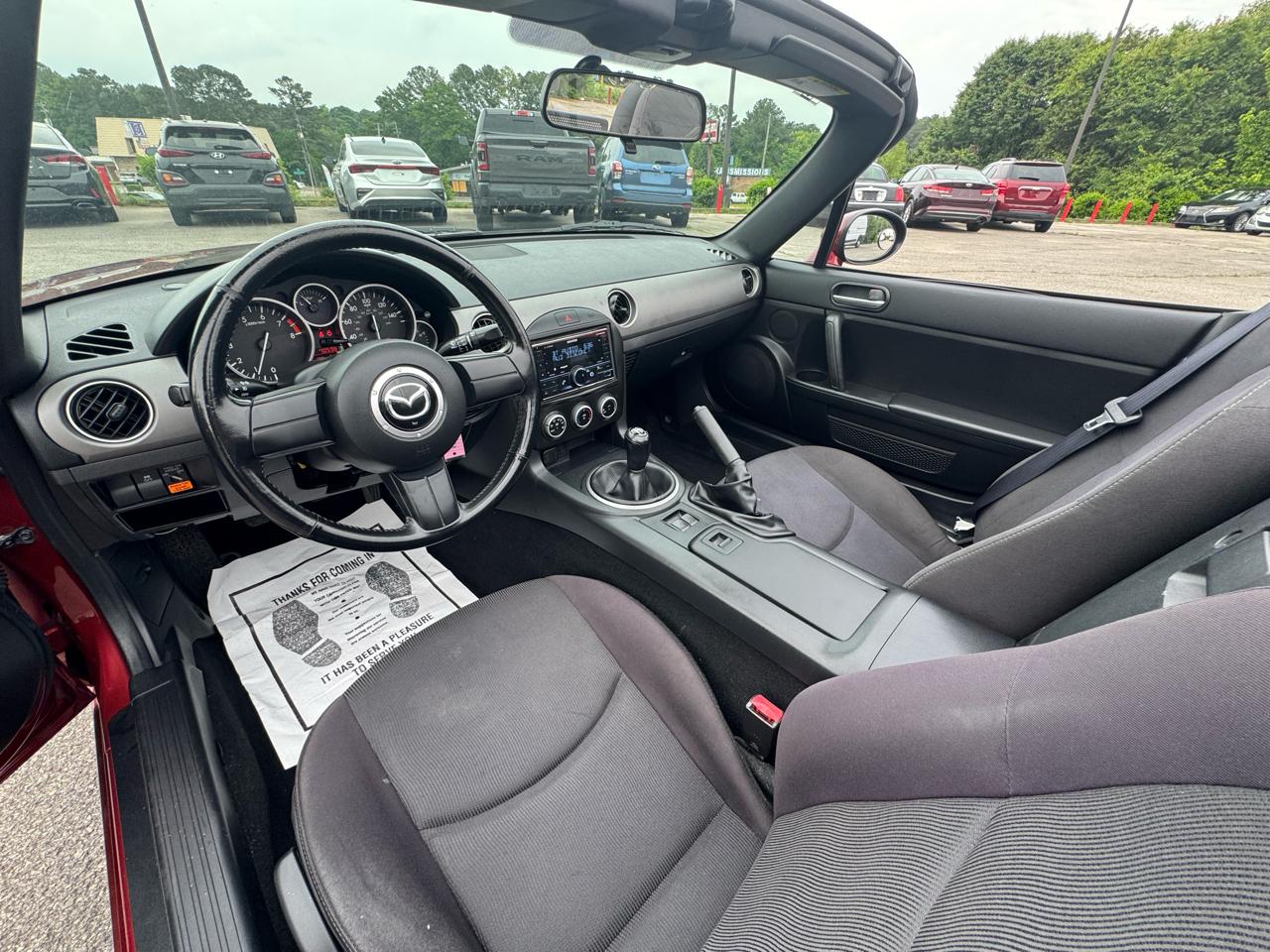 Mazda MX-5 Miata Sport 2012