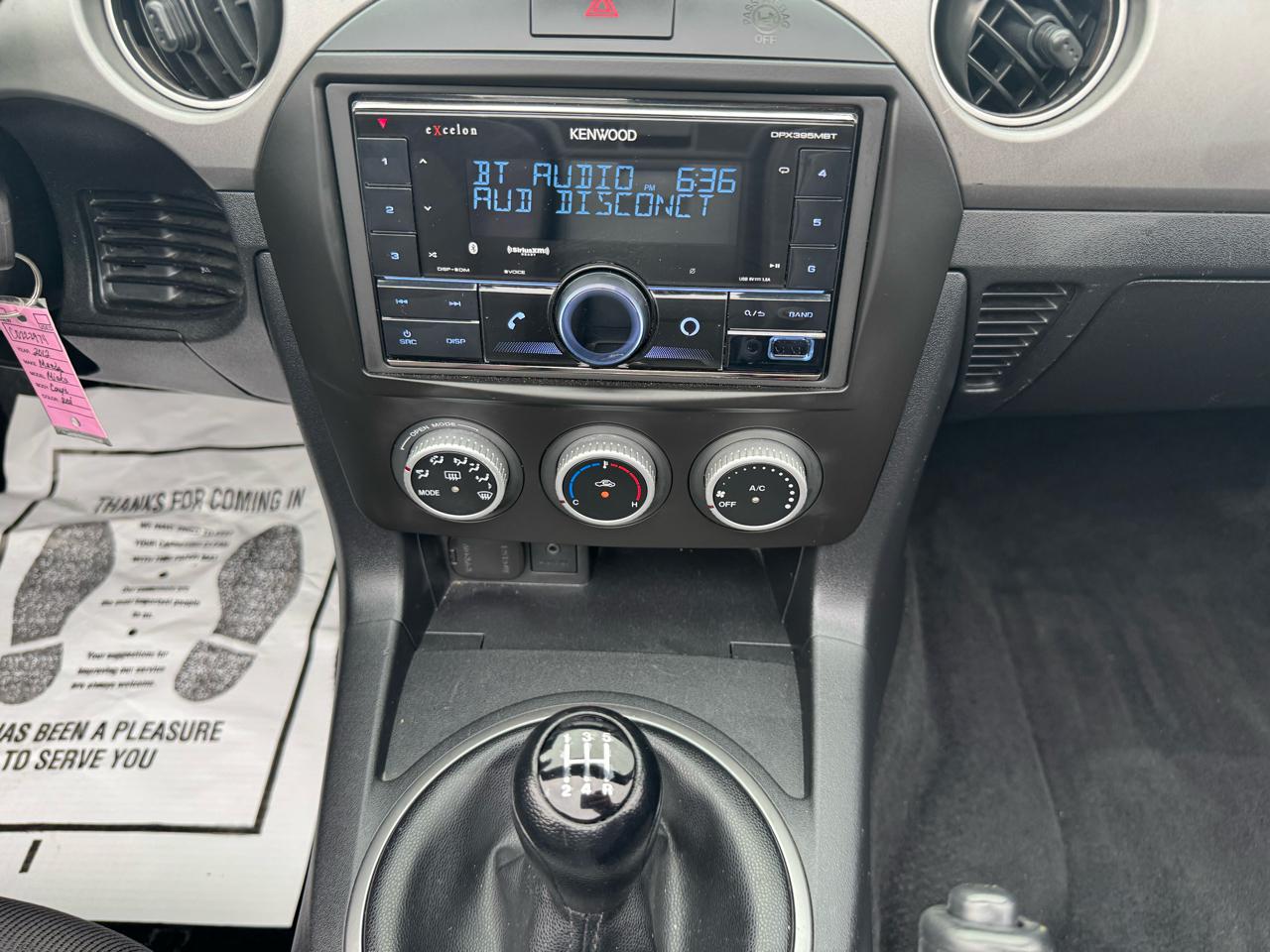 Mazda MX-5 Miata Sport 2012
