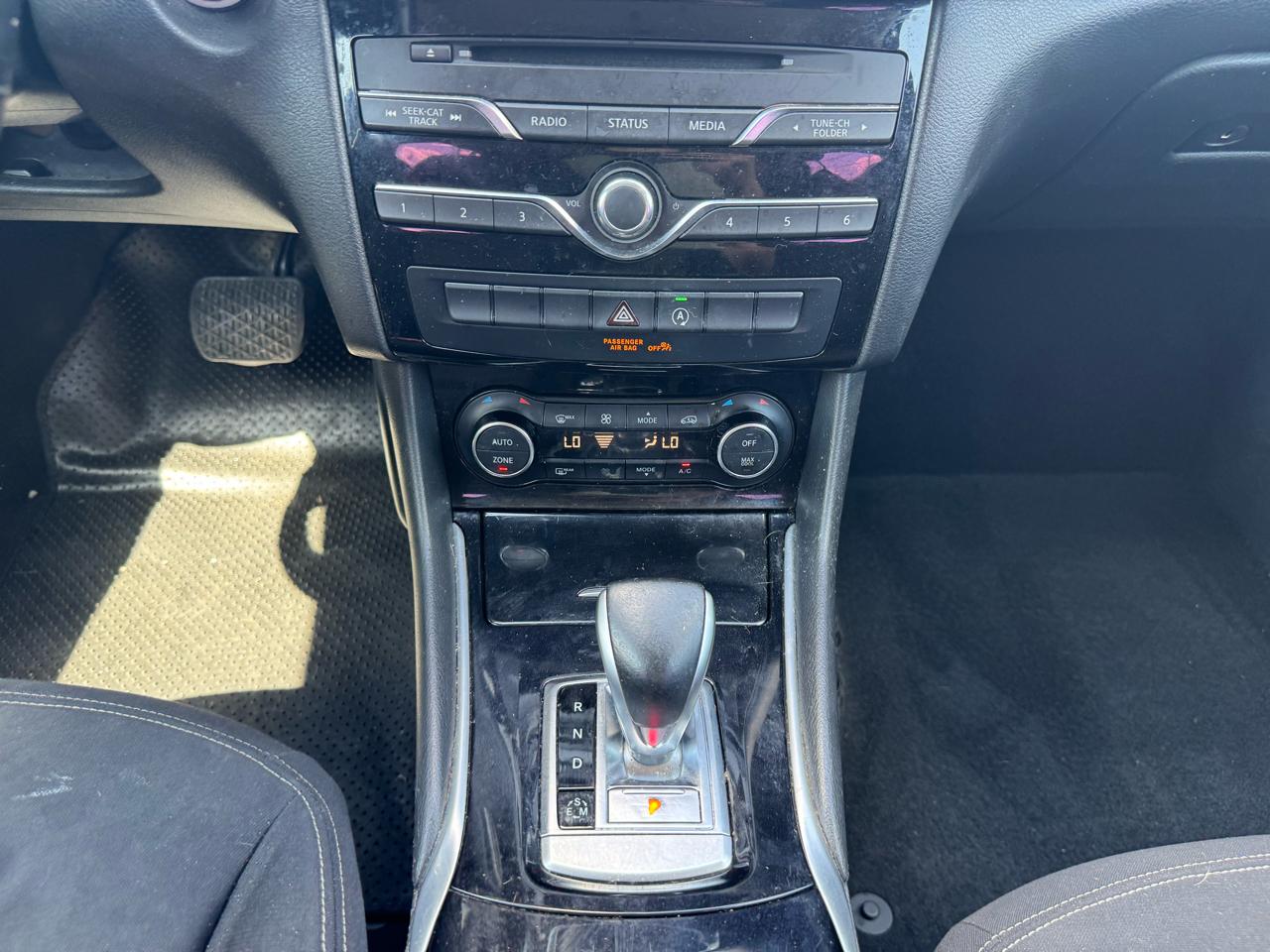 Infiniti QX30 FWD 2018
