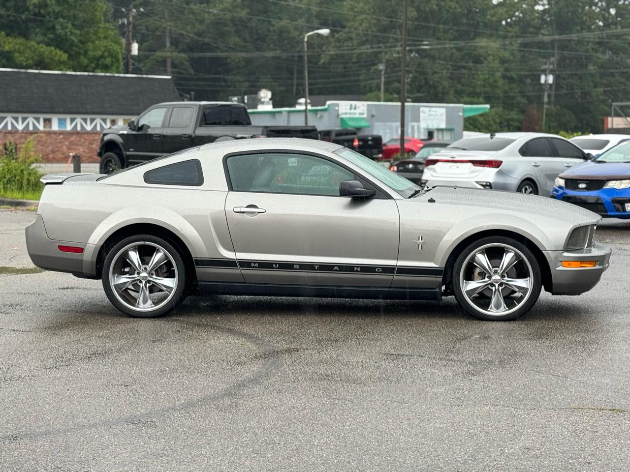Ford Mustang V6 Premium Coupe 2008
