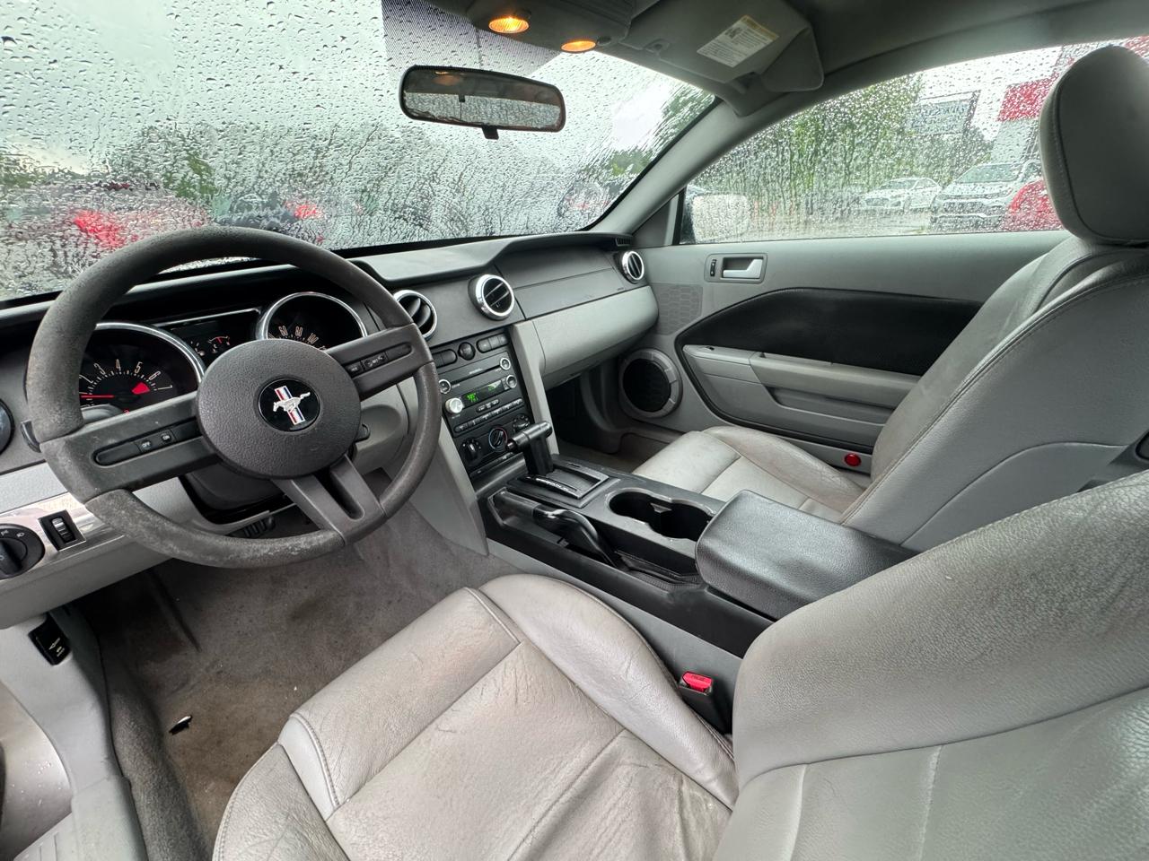 Ford Mustang V6 Premium Coupe 2008