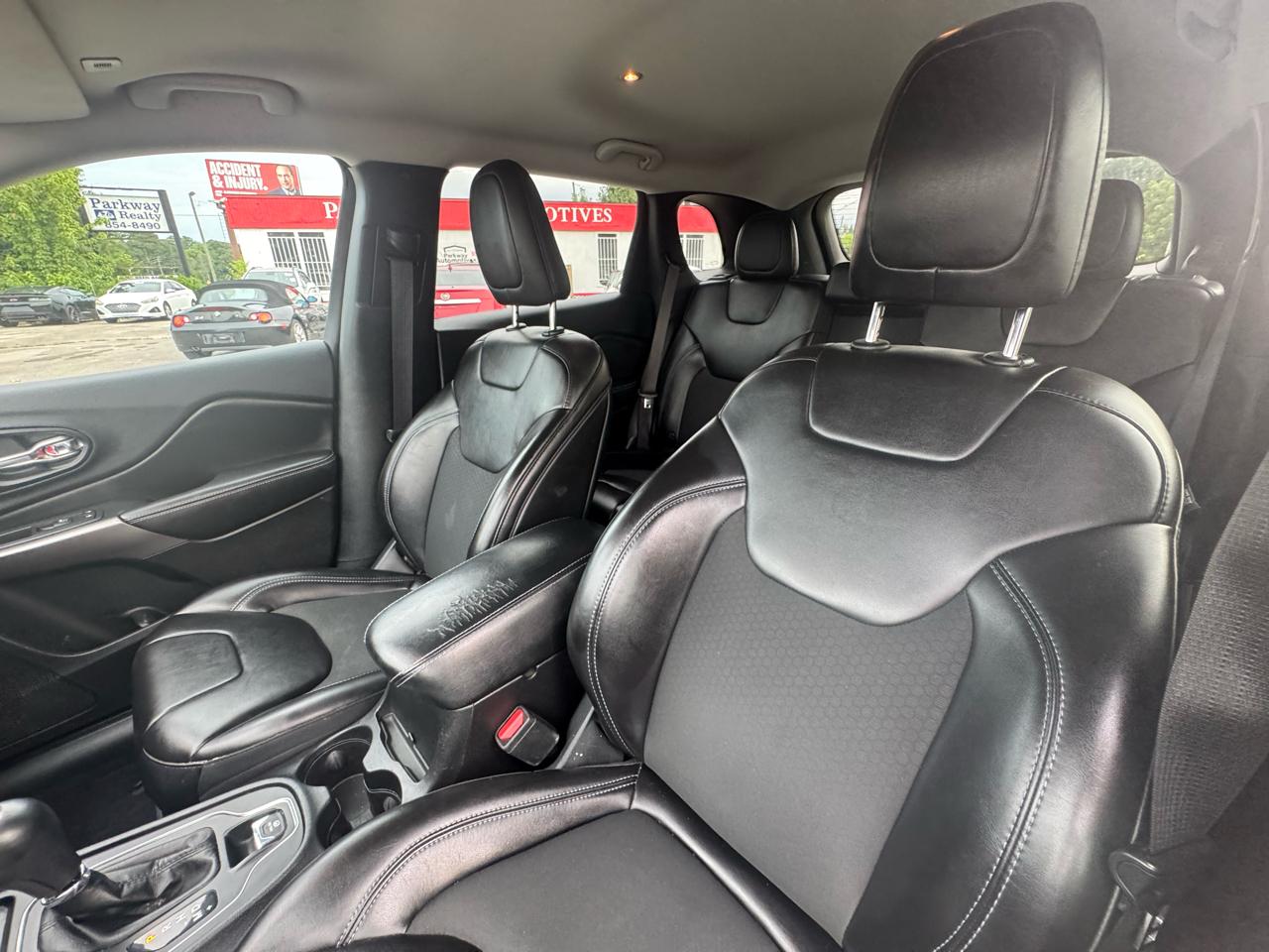 Jeep Cherokee Latitude Plus FWD 2019