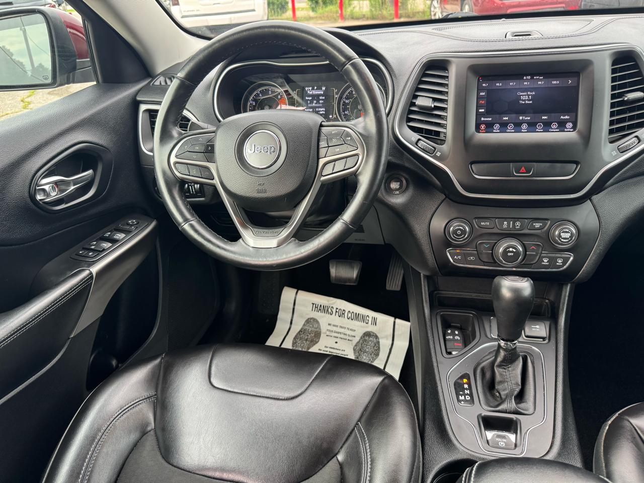 Jeep Cherokee Latitude Plus FWD 2019