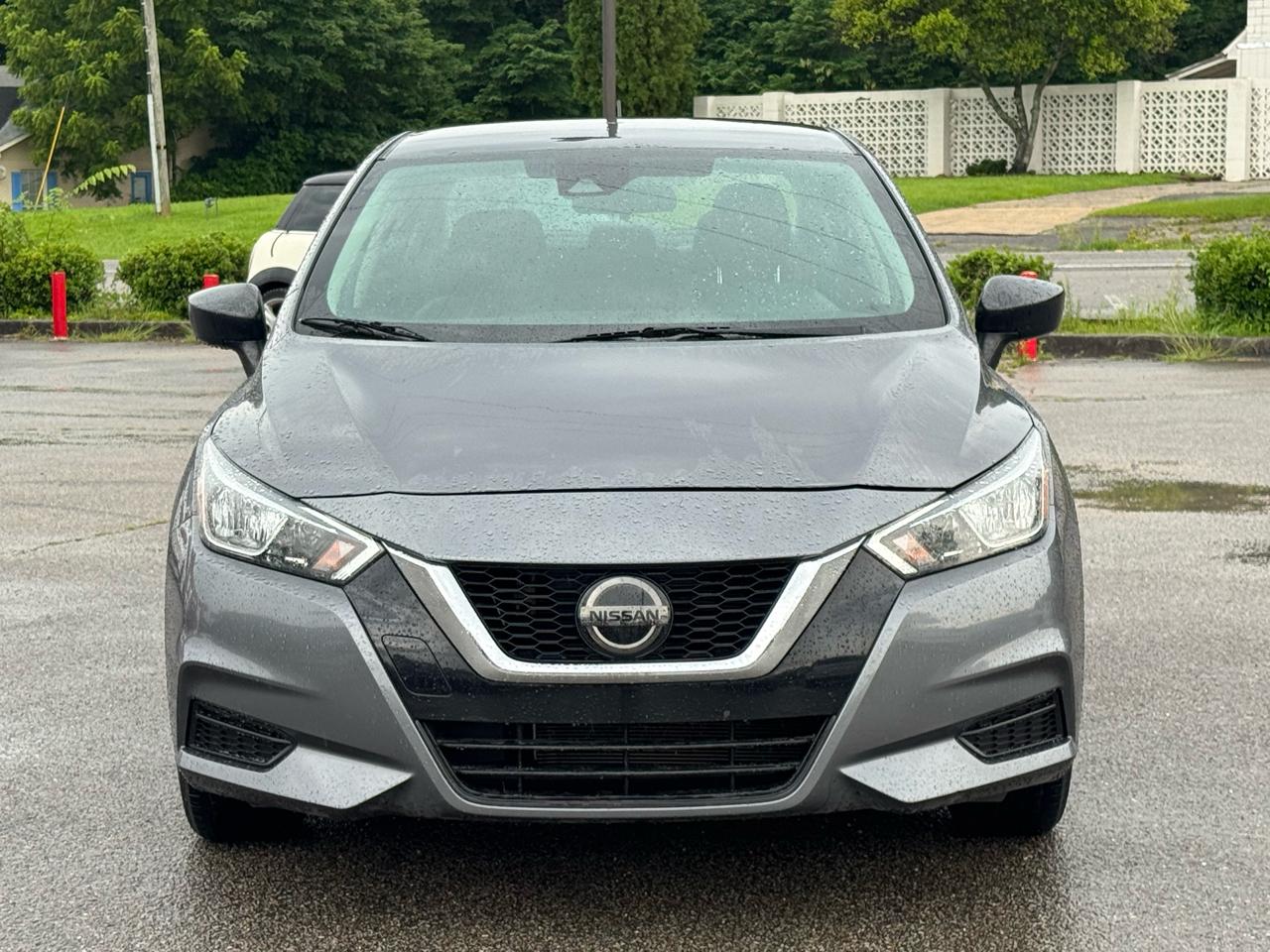 Nissan Versa S 2021