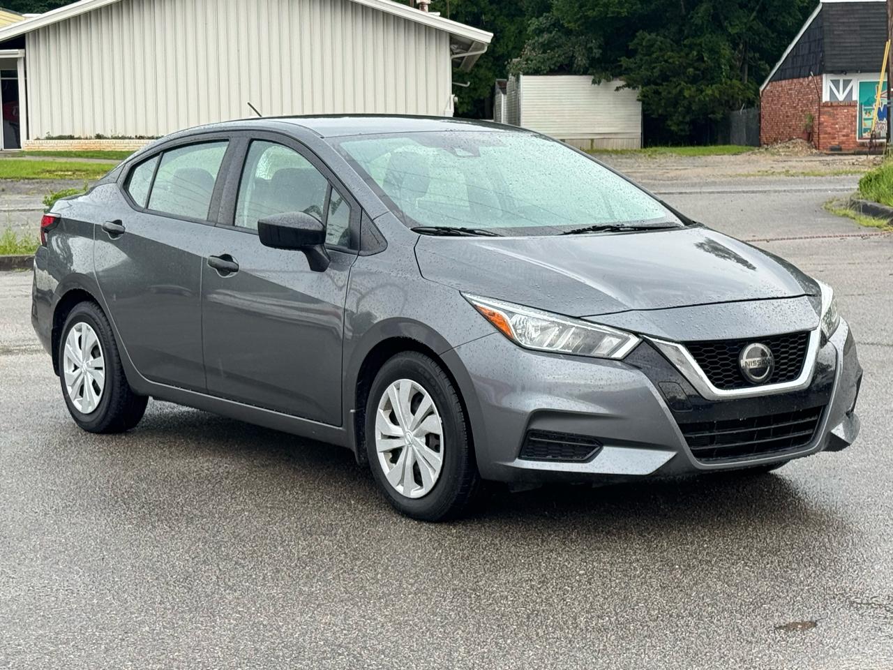 Nissan Versa S 2021