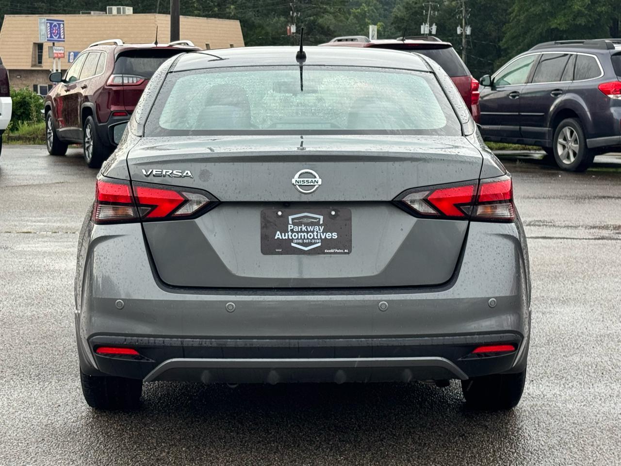 Nissan Versa S 2021