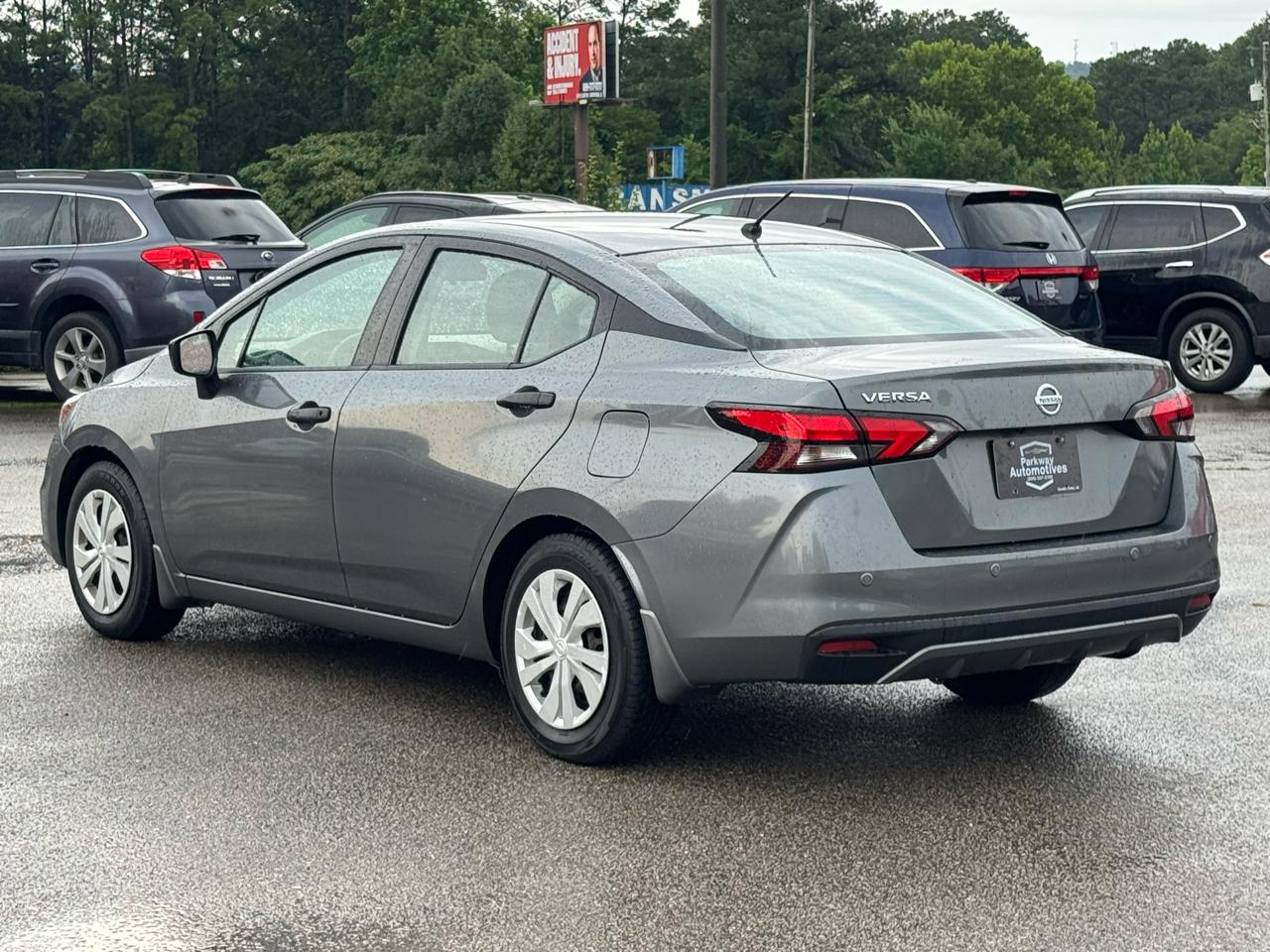 Nissan Versa S 2021
