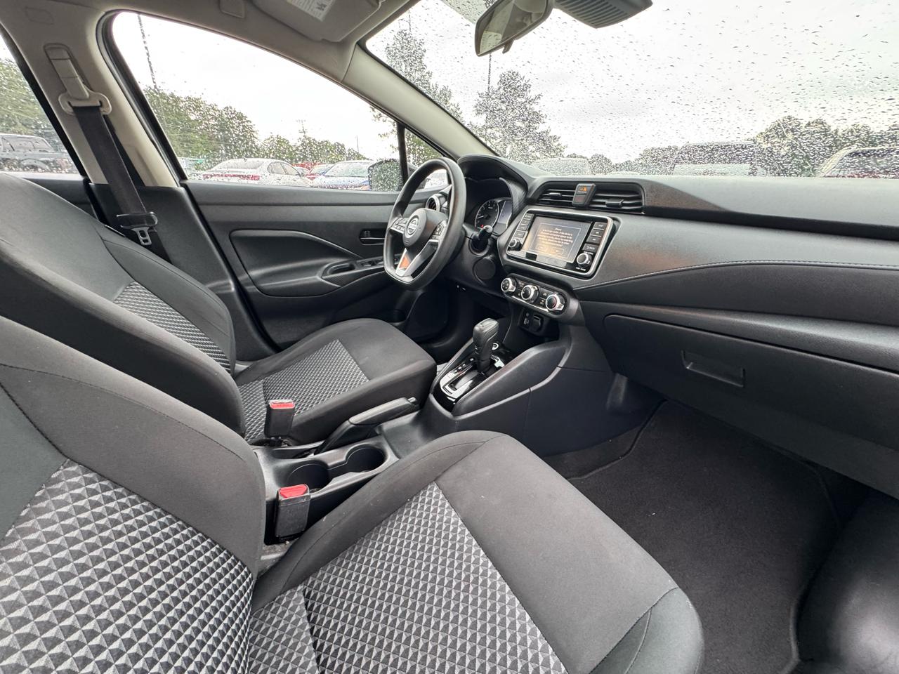 Nissan Versa S 2021