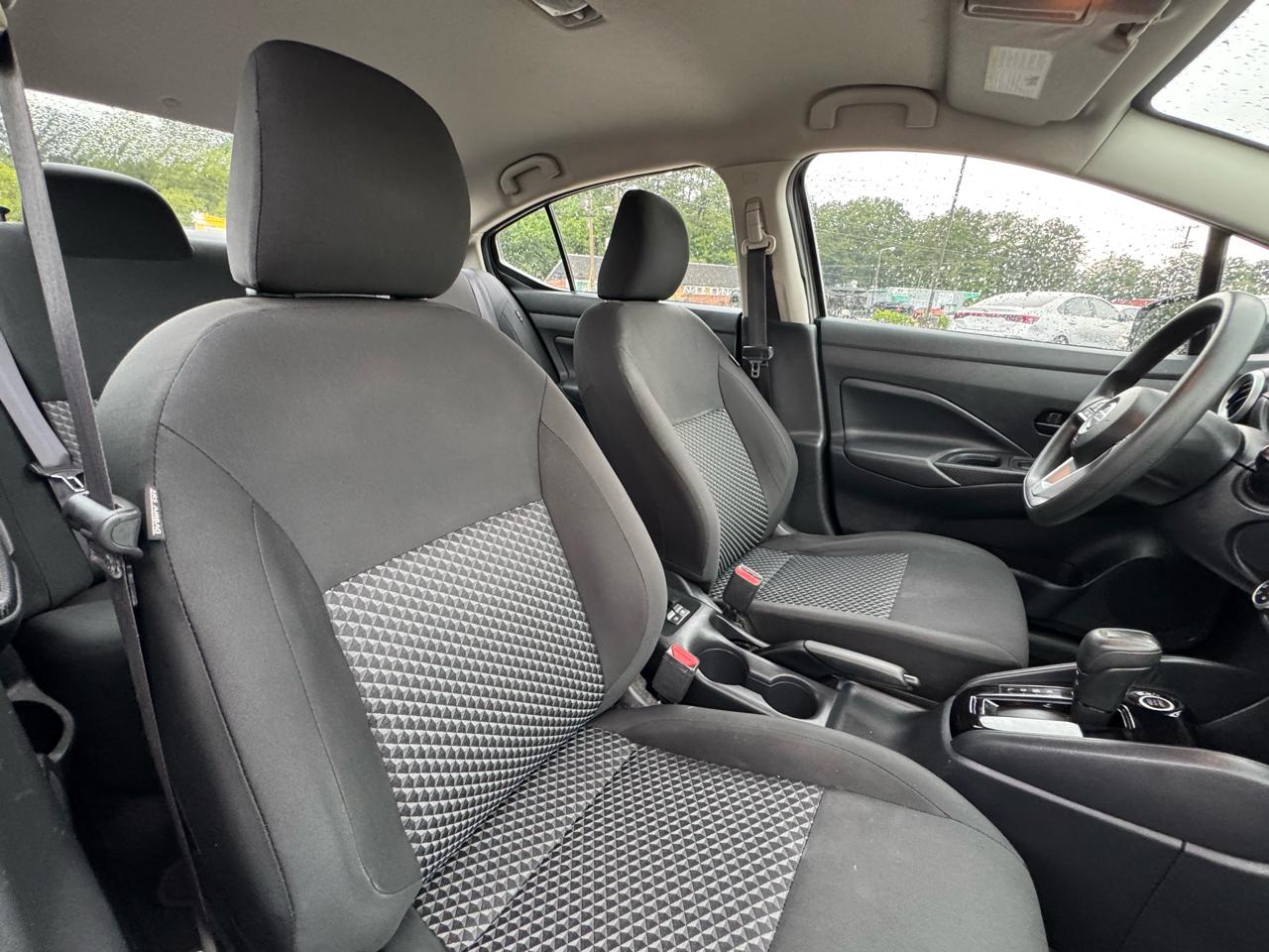Nissan Versa S 2021