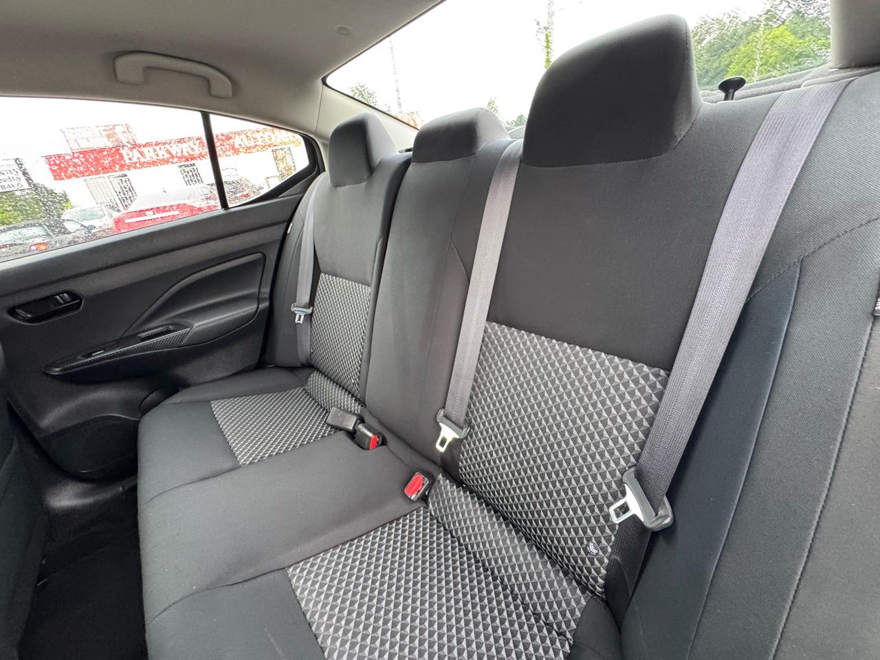 Nissan Versa S 2021