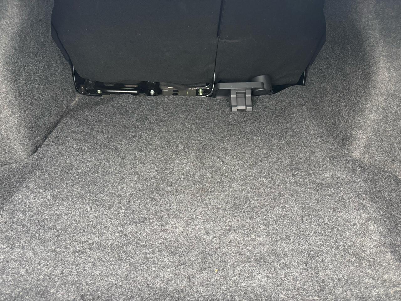 Nissan Versa S 2021