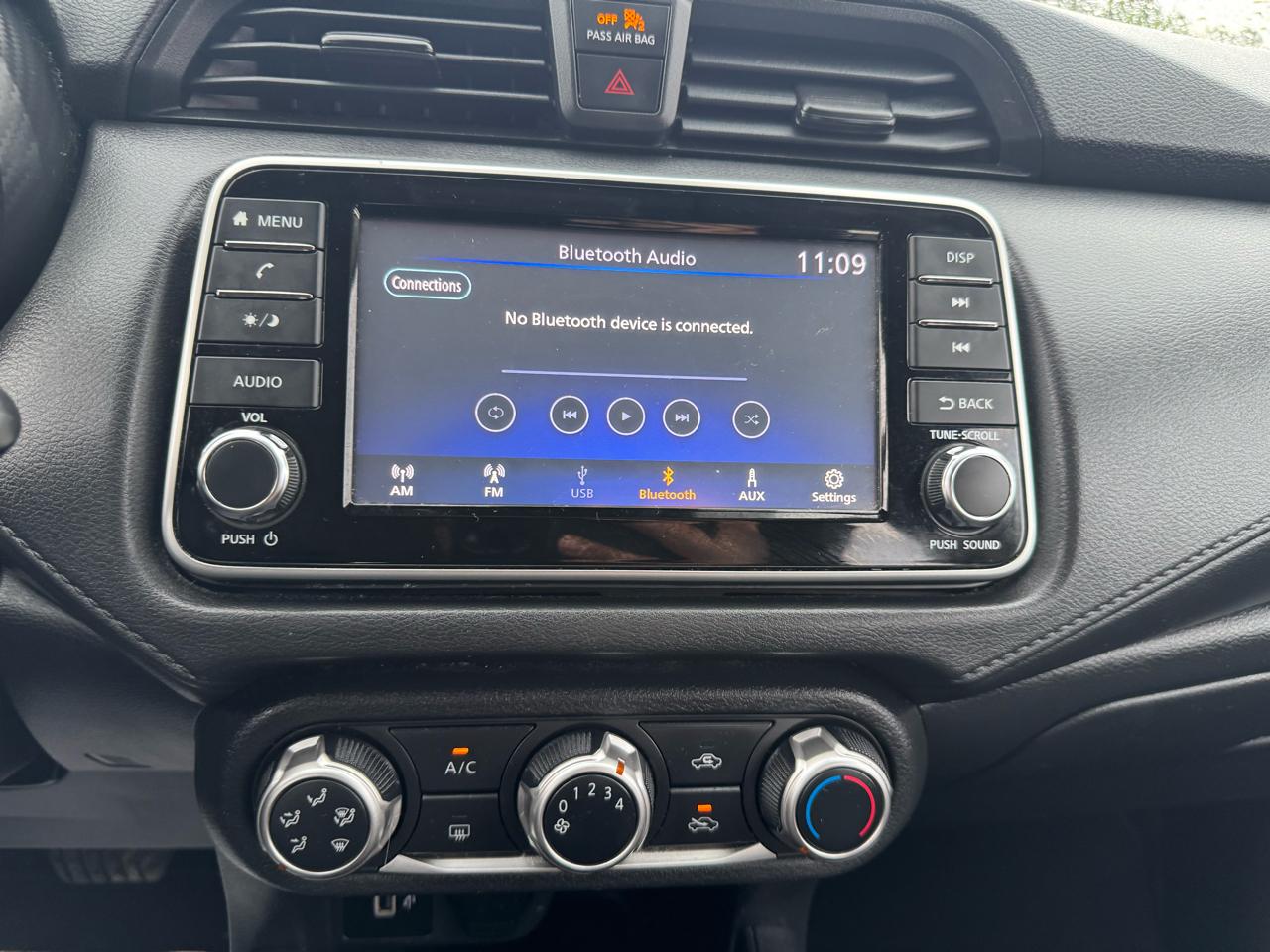 Nissan Versa S 2021