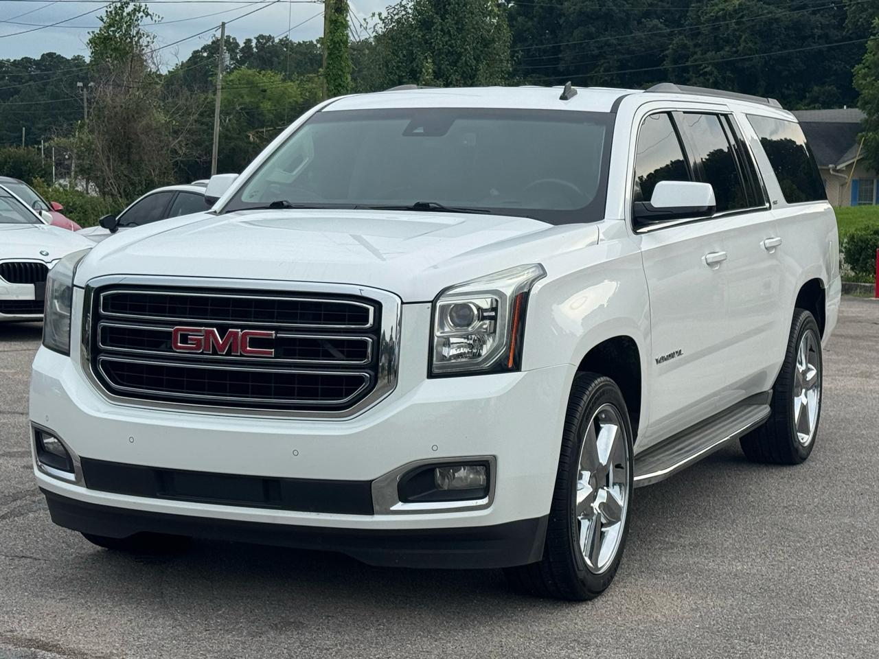 GMC Yukon XL SLT 1/2 Ton 2WD 2015