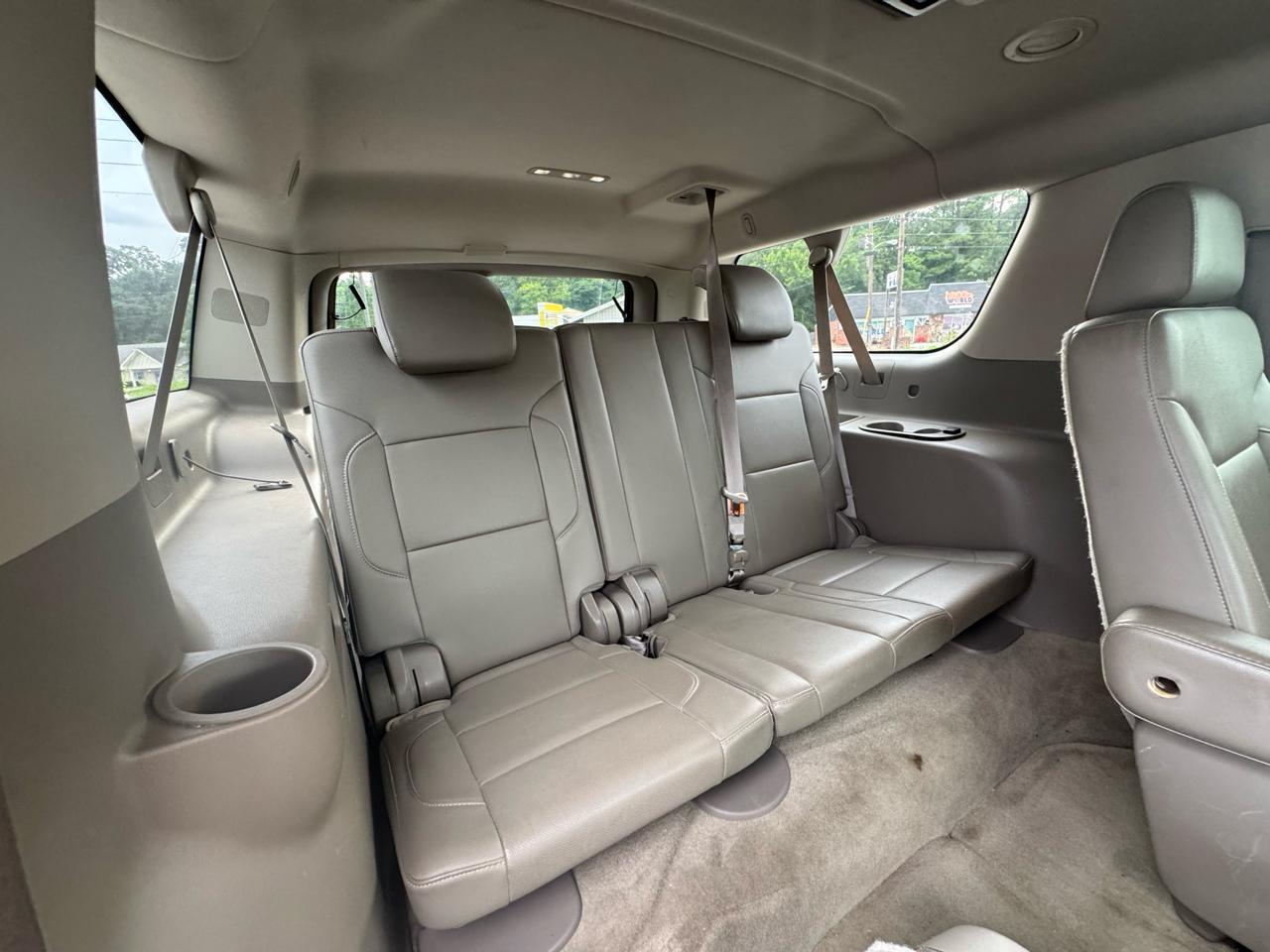 GMC Yukon XL SLT 1/2 Ton 2WD 2015