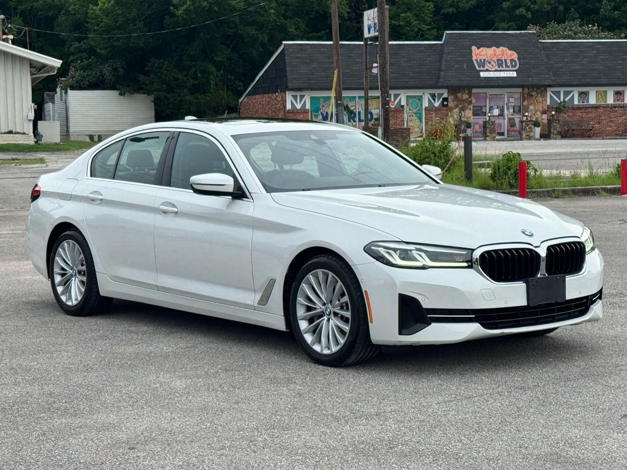 BMW 5-Series 530i xDrive 2021