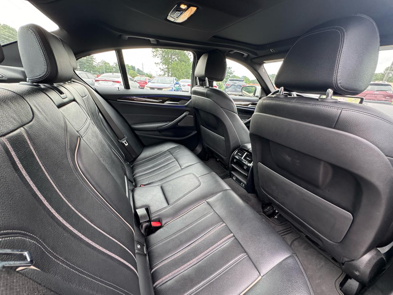 BMW 5-Series 530i xDrive 2021