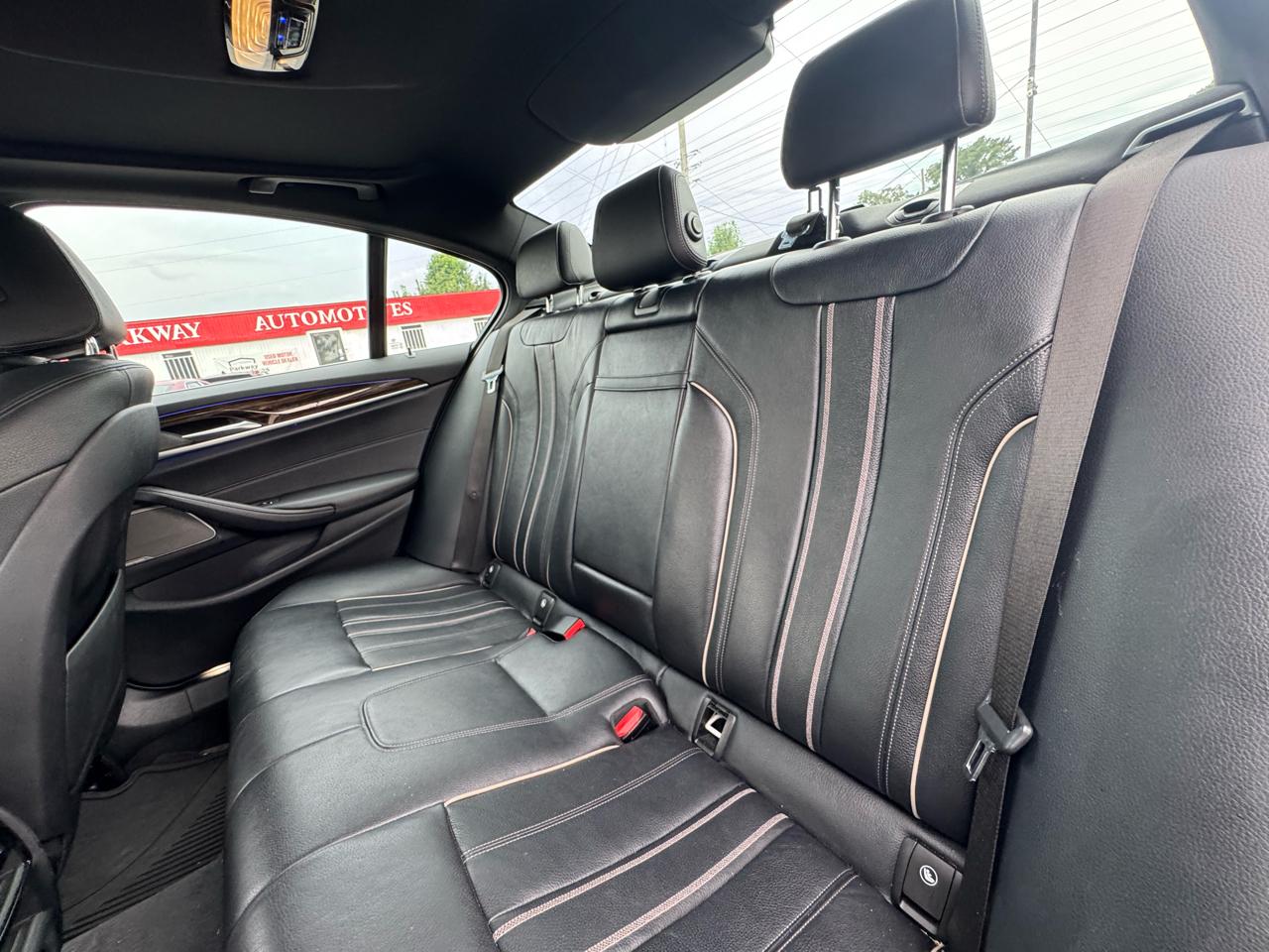BMW 5-Series 530i xDrive 2021
