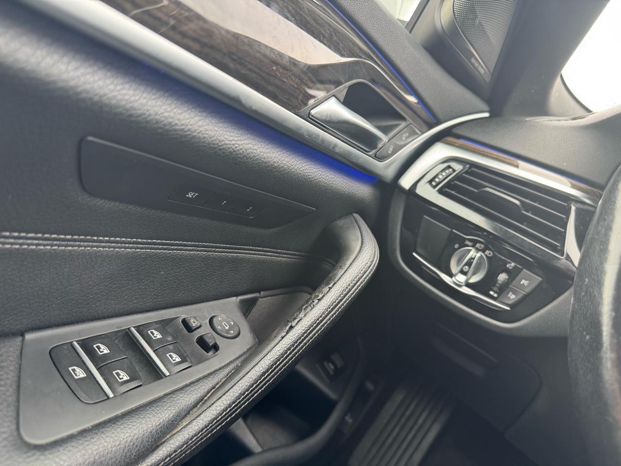 BMW 5-Series 530i xDrive 2021