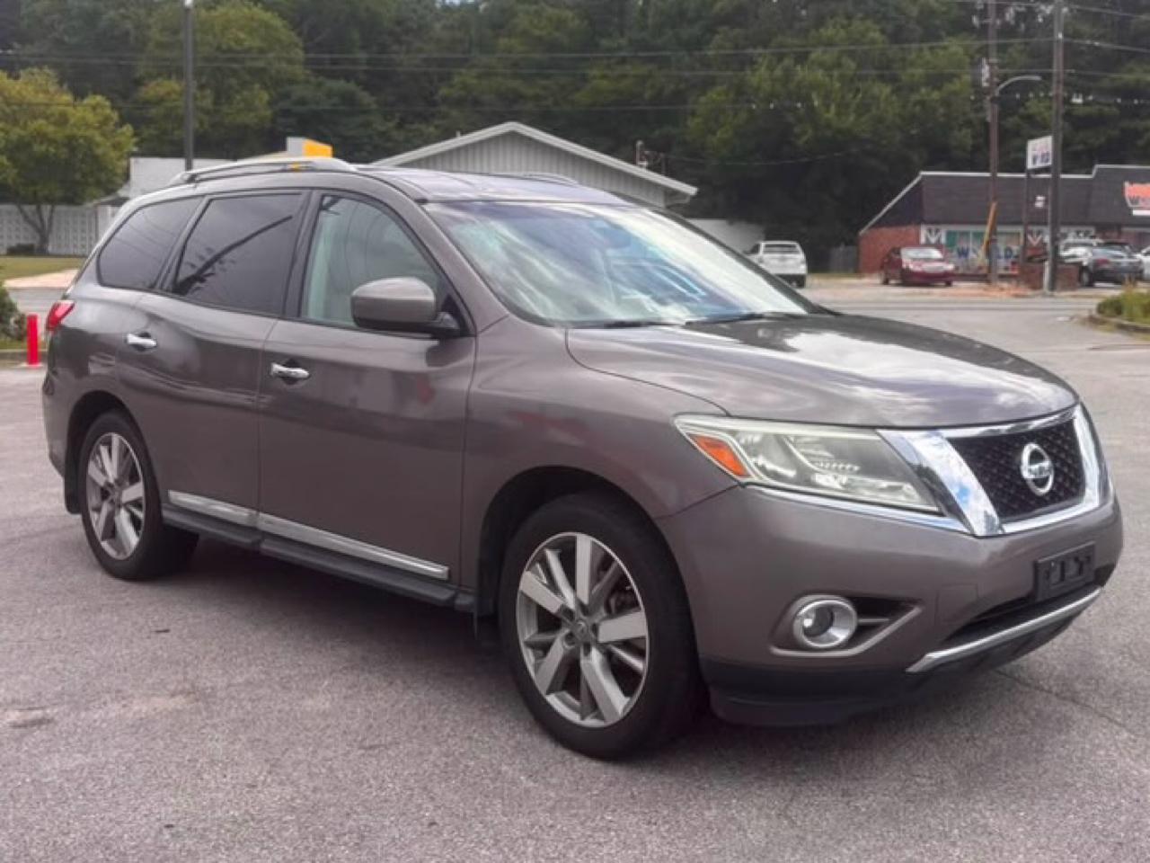 Nissan Pathfinder Platinum 2013