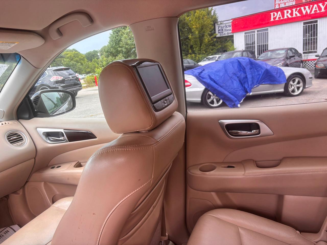 Nissan Pathfinder Platinum 2013