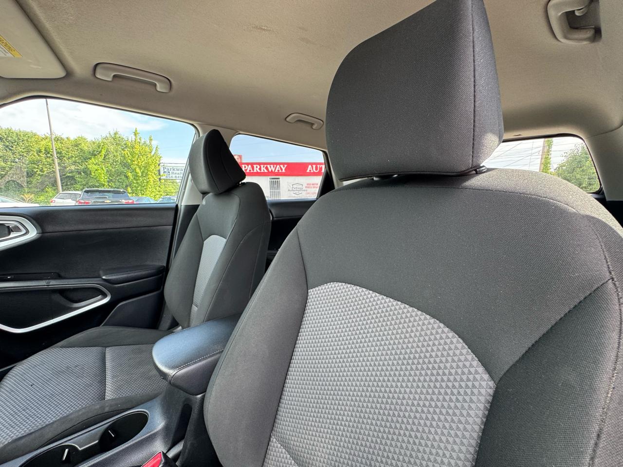 Kia Soul LX 2022