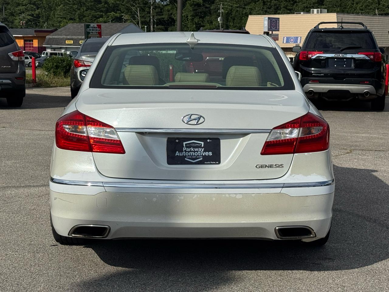 Hyundai Genesis 3.8L 2012