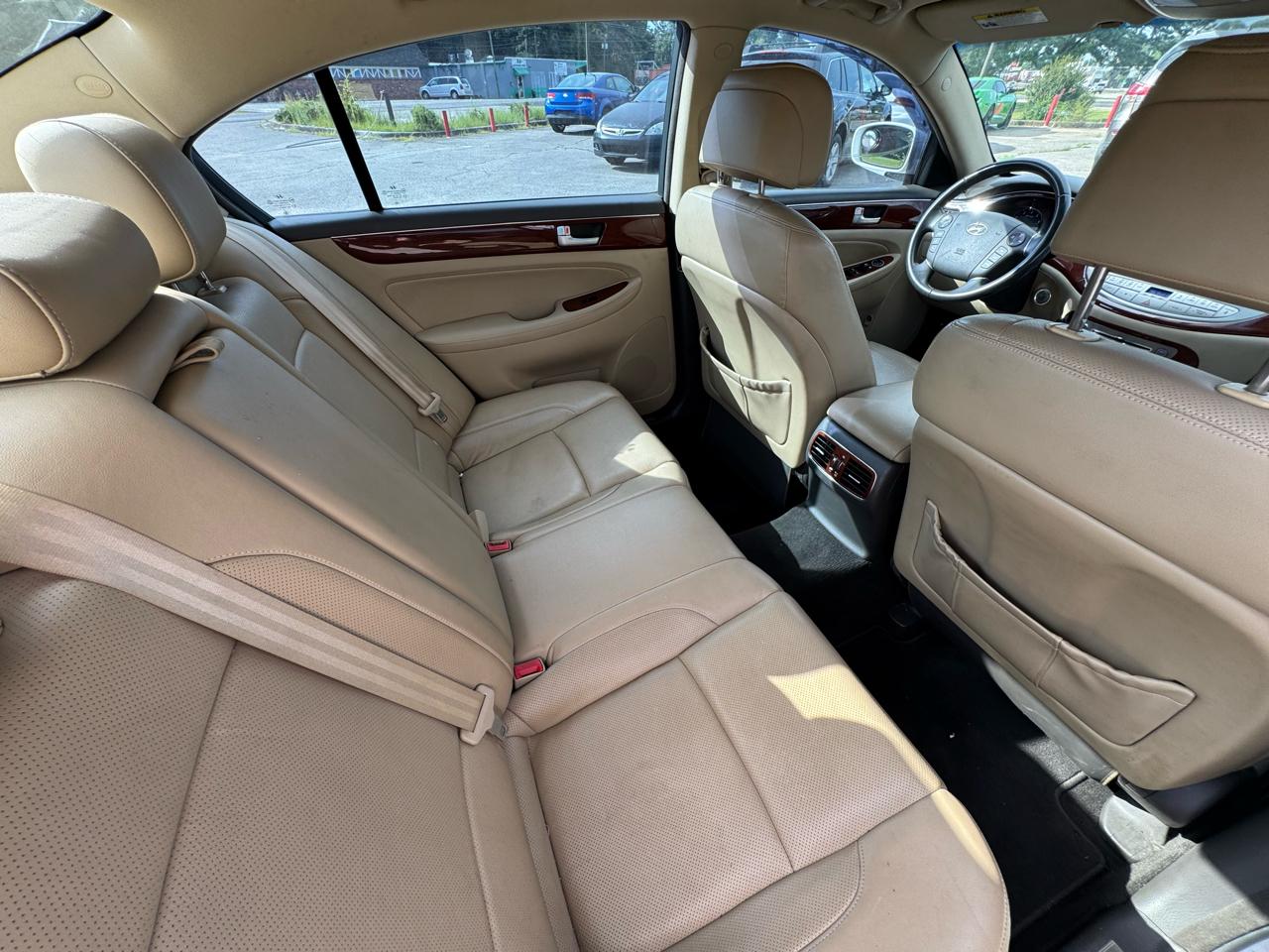 Hyundai Genesis 3.8L 2012