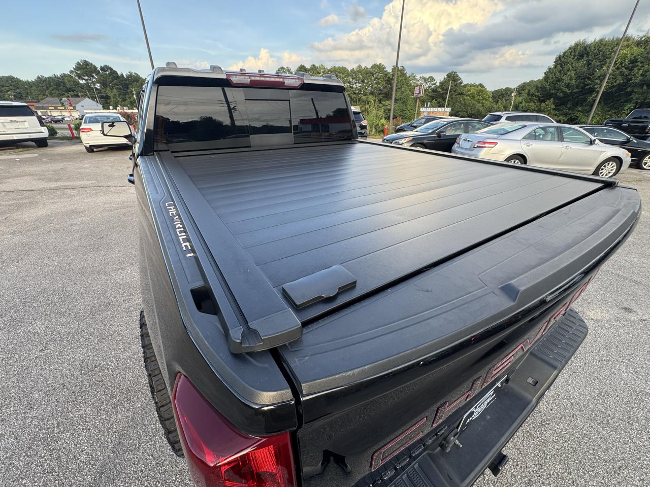 Chevrolet Silverado 1500 Limited LT Crew Cab Long Box 4WD 2022