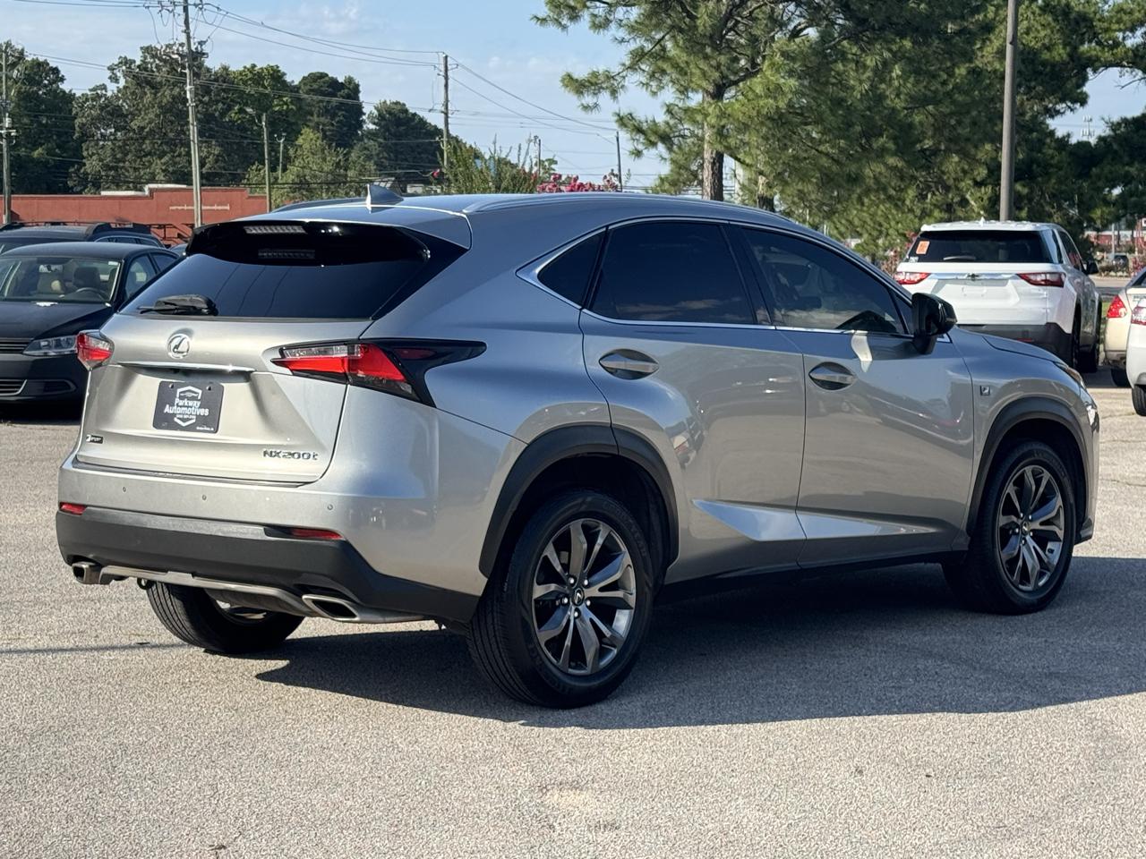 Lexus NX 200t FWD 2017