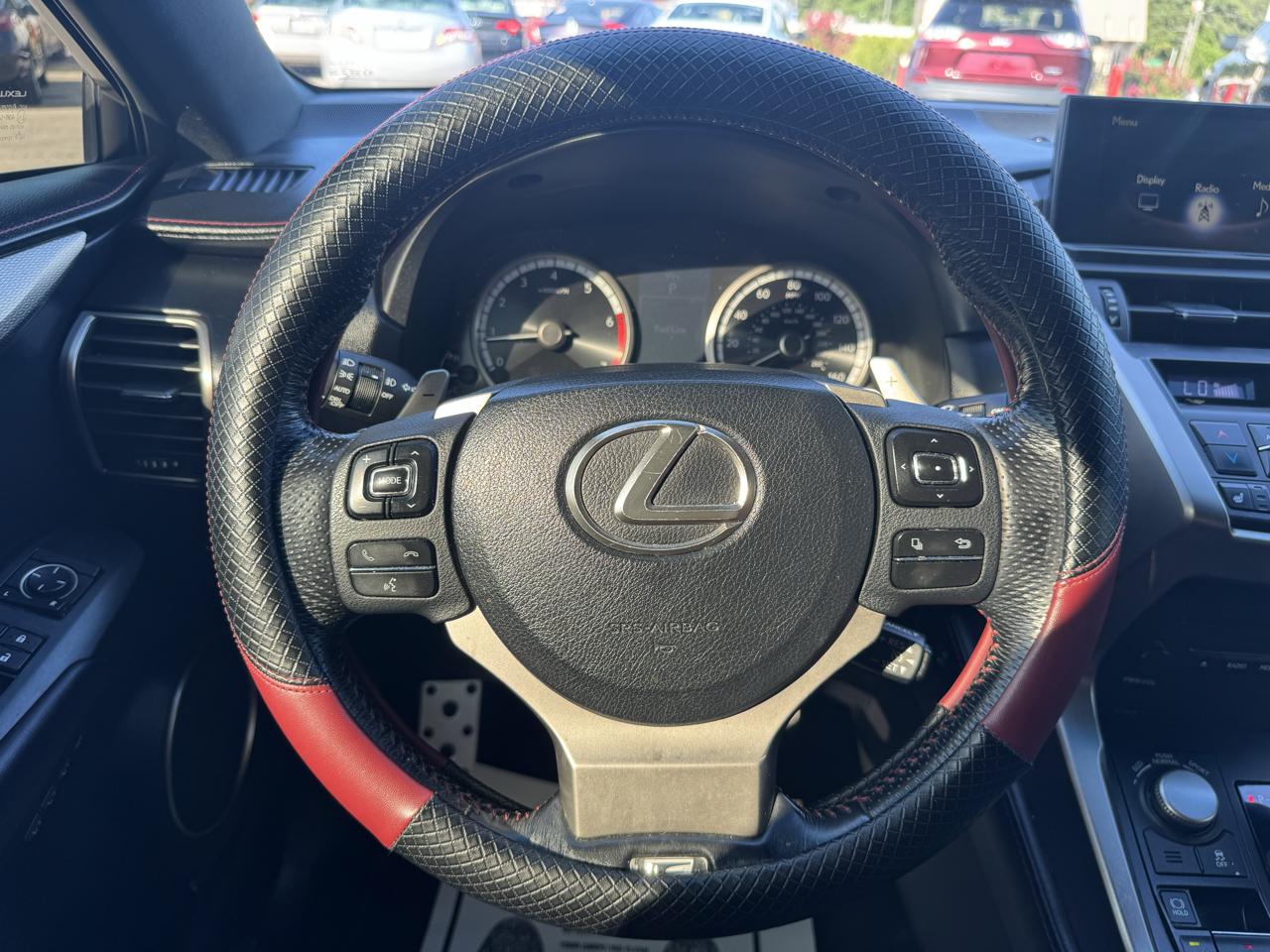 Lexus NX 200t FWD 2017