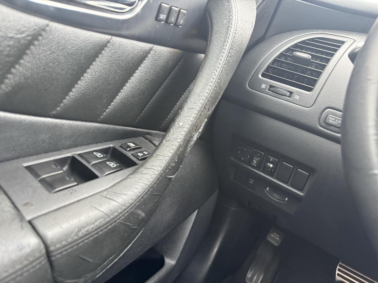 Infiniti FX FX35 2WD 2009