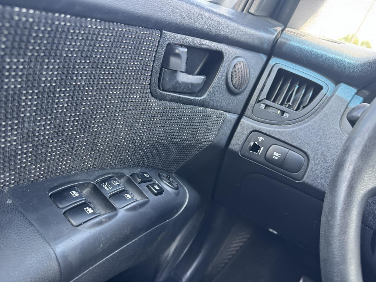 Kia Sportage LX I4 2WD 2007