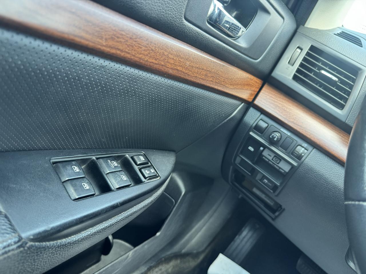 Subaru Outback 2.5i Limited 2014