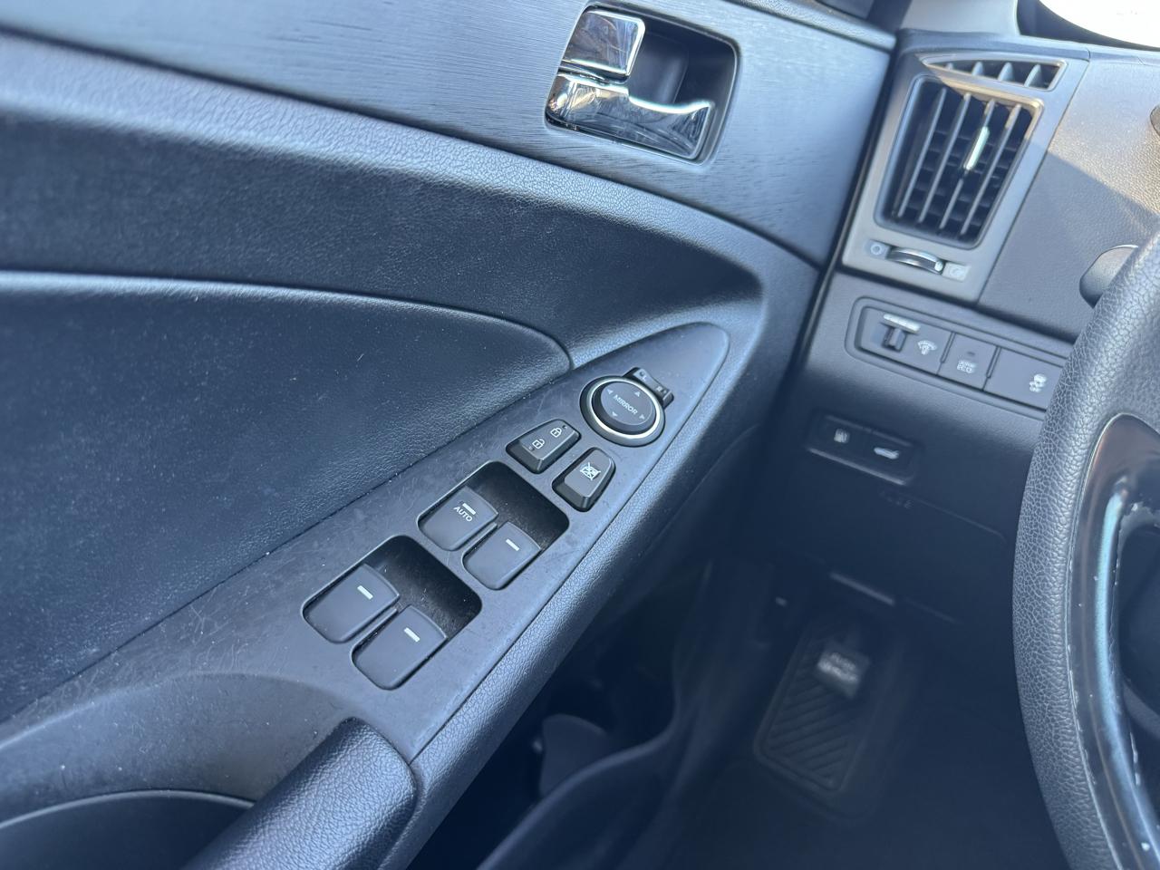 Hyundai Sonata Limited Auto 2013