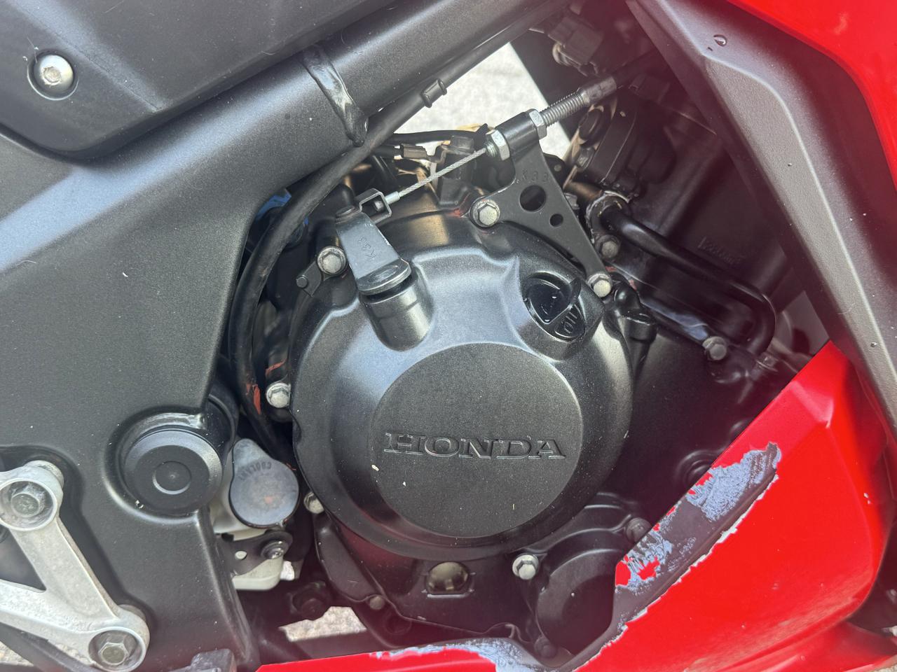 Honda CBR300R  2015
