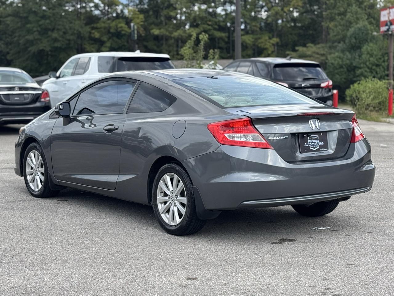 Honda Civic EX Coupe 5-Speed AT 2012