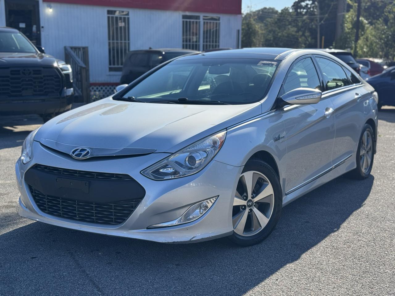 Hyundai Sonata Hybrid Sedan 2012