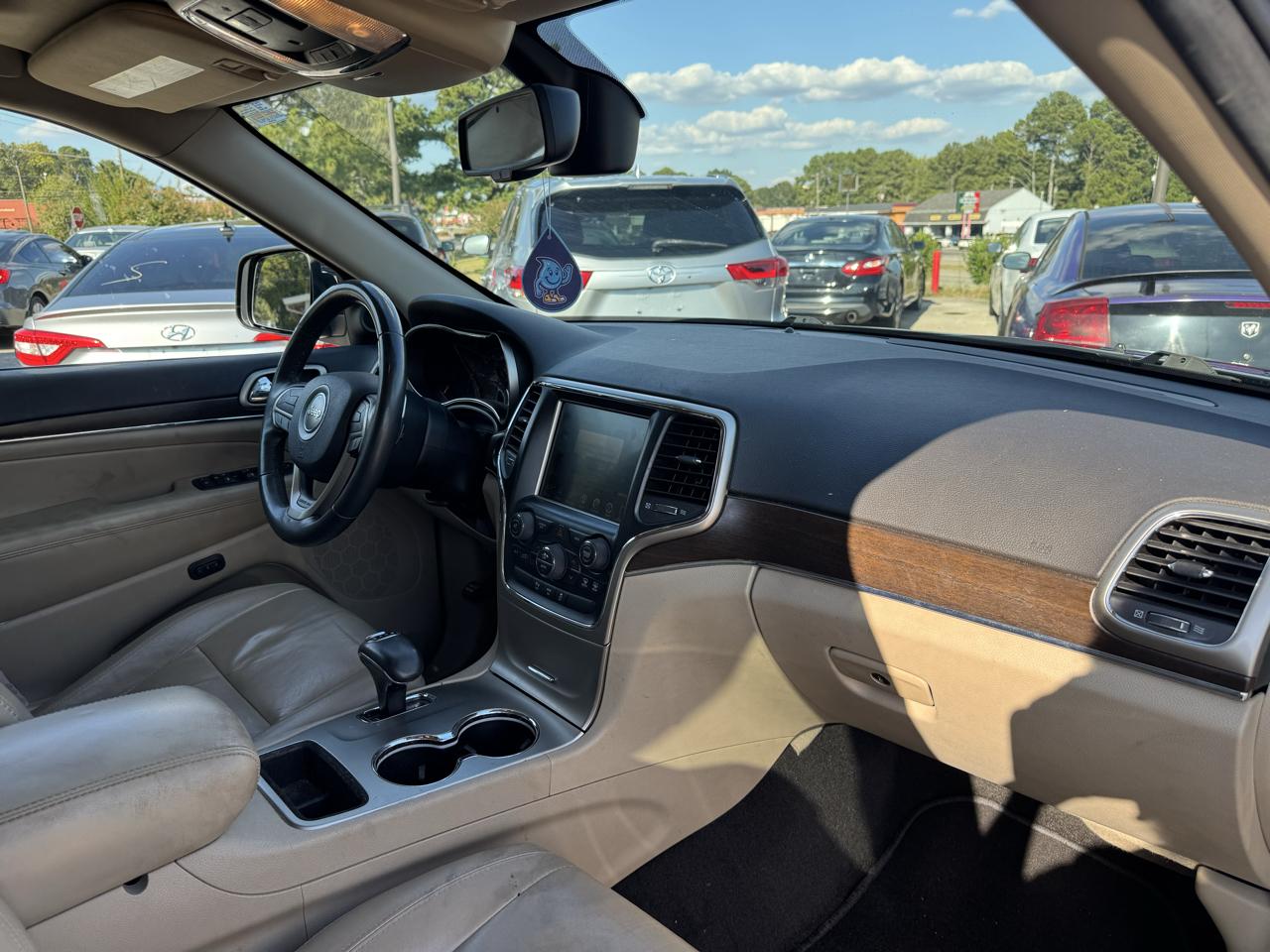 Jeep Grand Cherokee Limited 2WD 2015