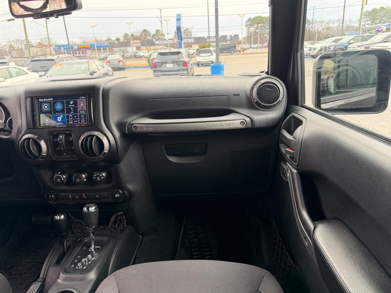 Jeep Wrangler Unlimited Sport 4WD 2017