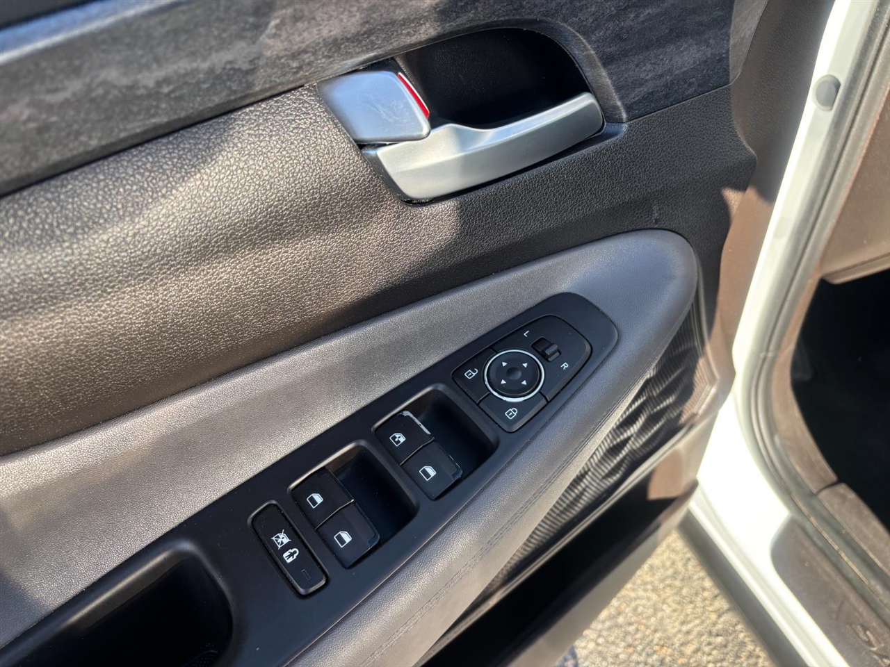 Hyundai Santa Fe SE 2.4 AWD 2019 Hyundai Santa Fe SE 2.4 AWD 2019