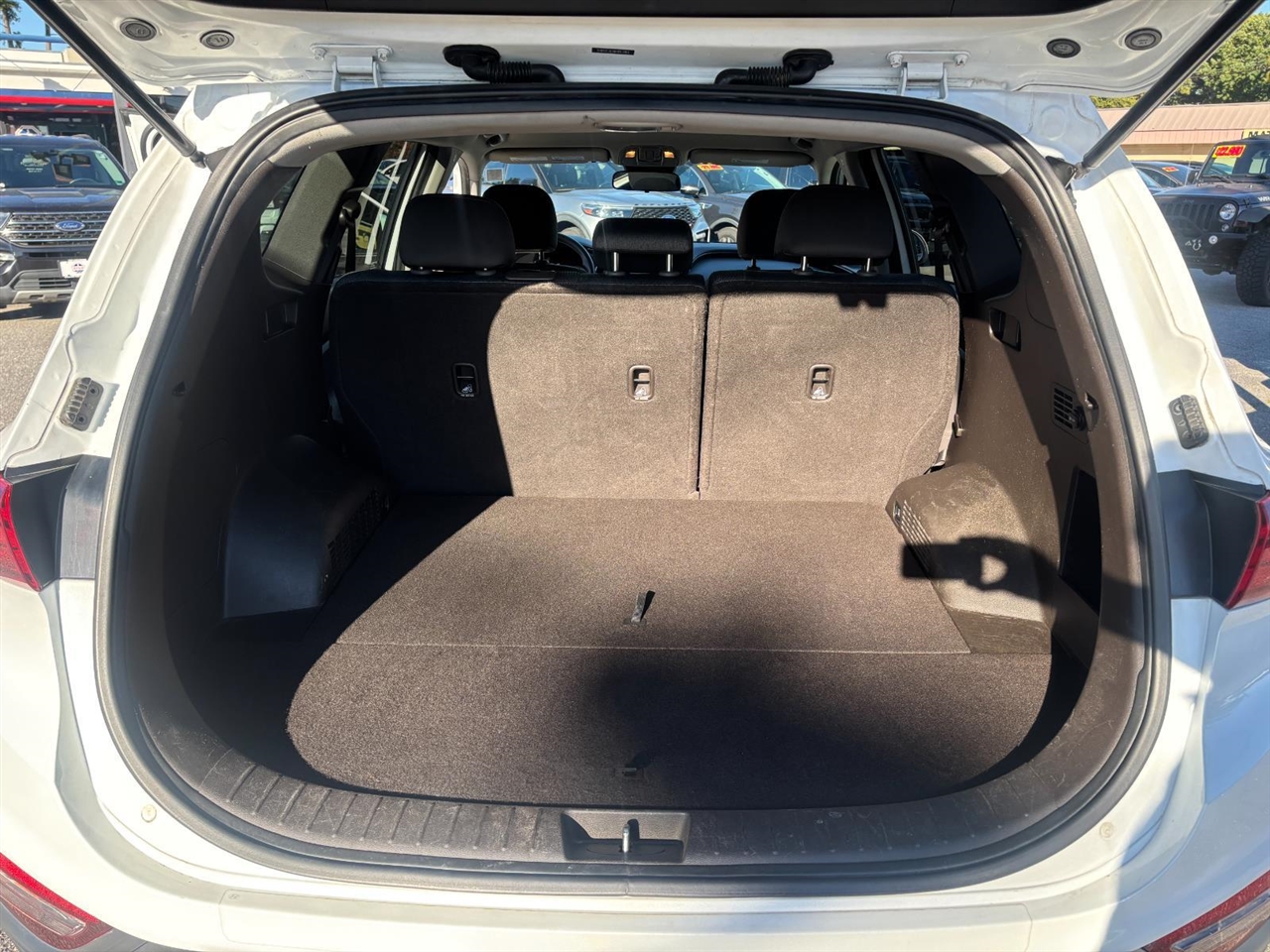 Hyundai Santa Fe SE 2.4 AWD 2019 Hyundai Santa Fe SE 2.4 AWD 2019