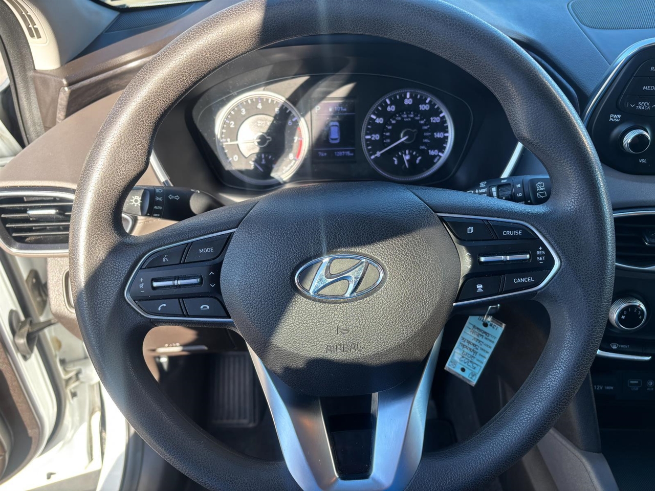 Hyundai Santa Fe SE 2.4 AWD 2019 Hyundai Santa Fe SE 2.4 AWD 2019